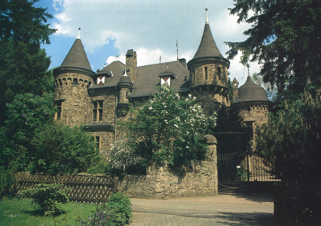 Burg Dattenfeld in Dattenfeld/Sieg